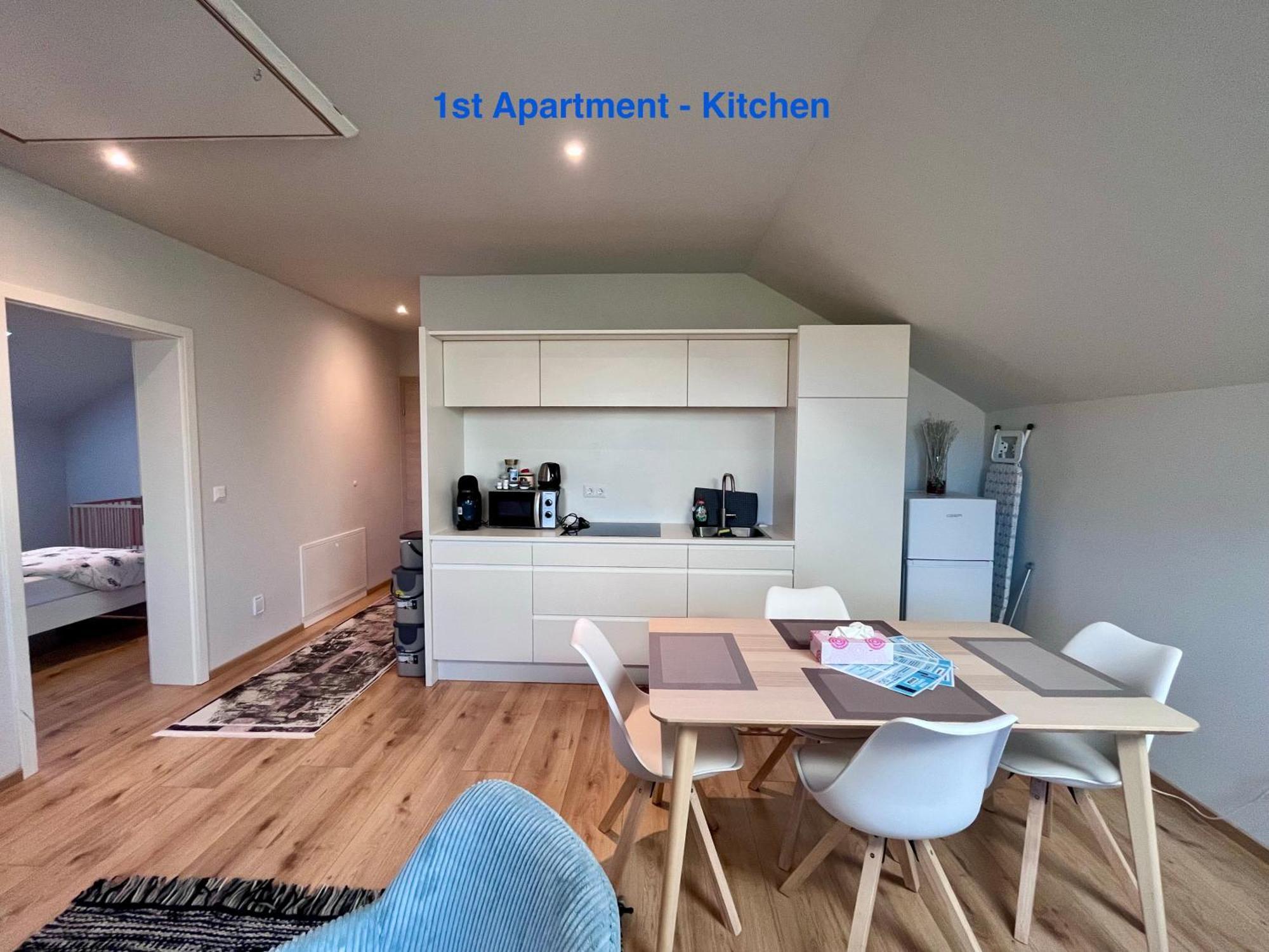Cozy Apartment Near Vienna Airport Schwechat Luaran gambar